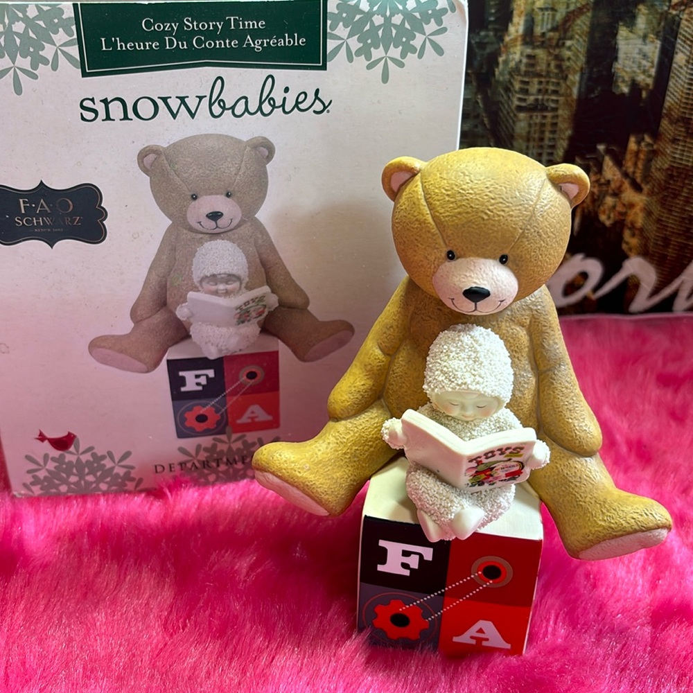 NWT Department 56 Snowbabies Cozy Story Time FAO Bear